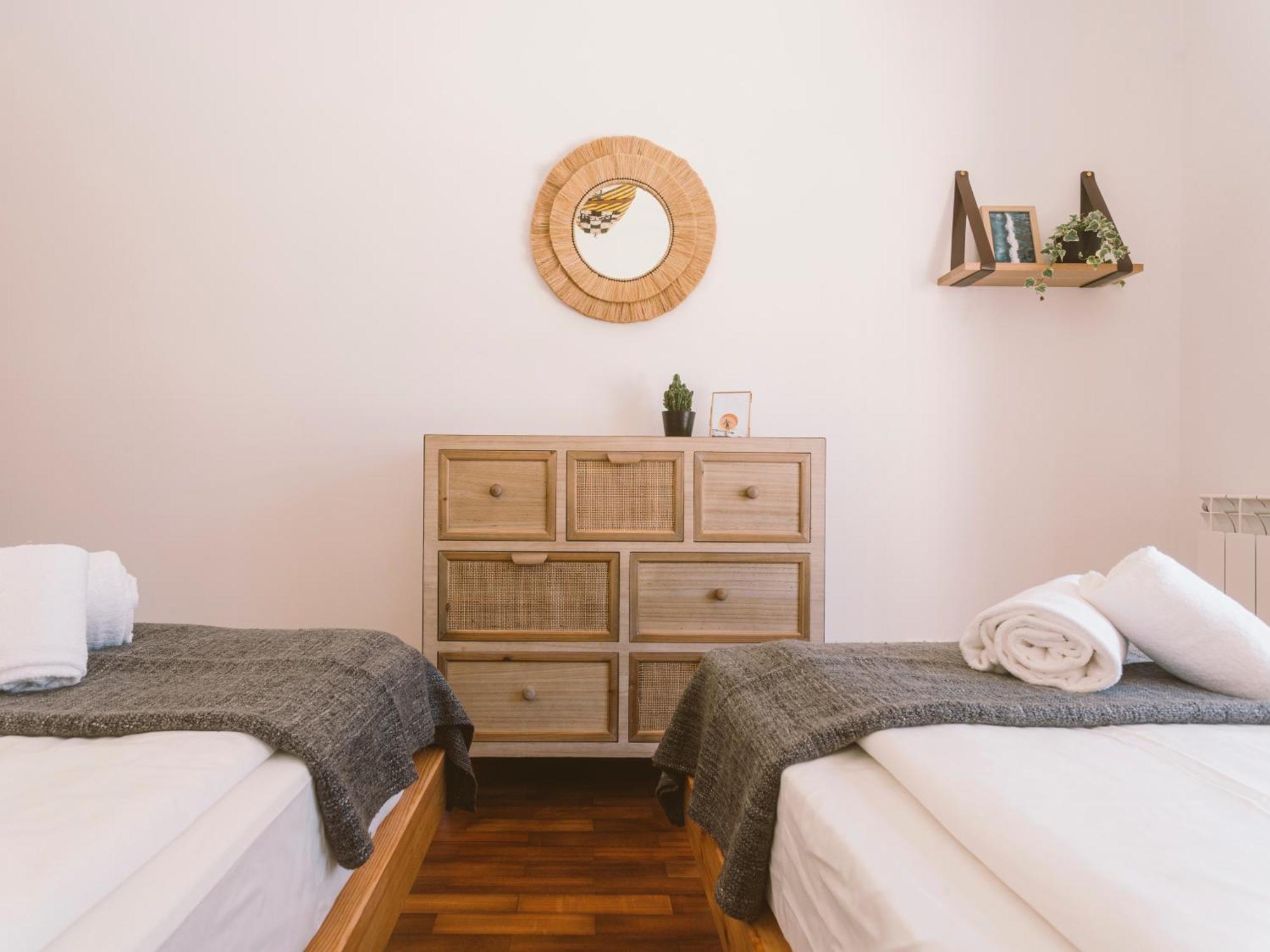 Cliff Surf House Hostel A dos Cunhados Ngoại thất bức ảnh