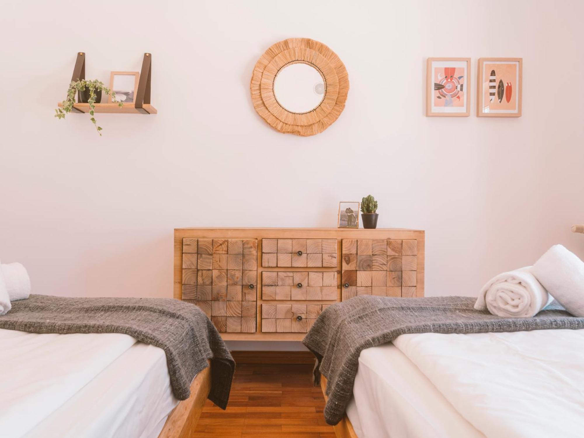 Cliff Surf House Hostel A dos Cunhados Ngoại thất bức ảnh
