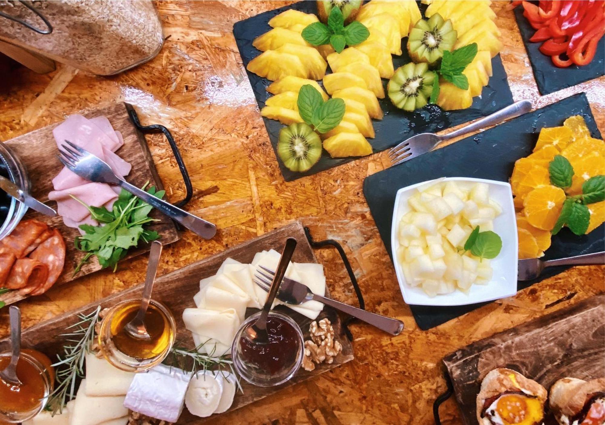 Cliff Surf House Hostel A dos Cunhados Ngoại thất bức ảnh